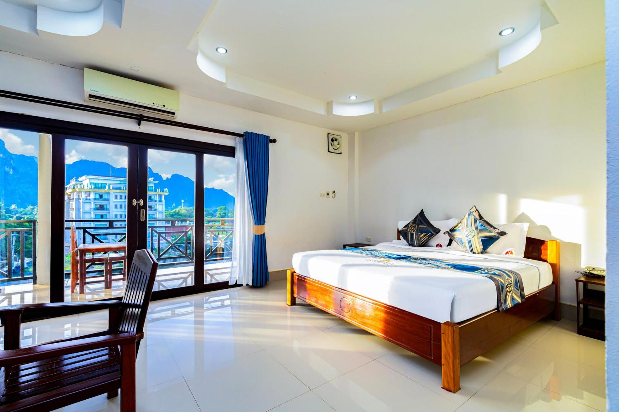 Lisha The Grand Riverside Hotel Vang Vieng Exterior foto