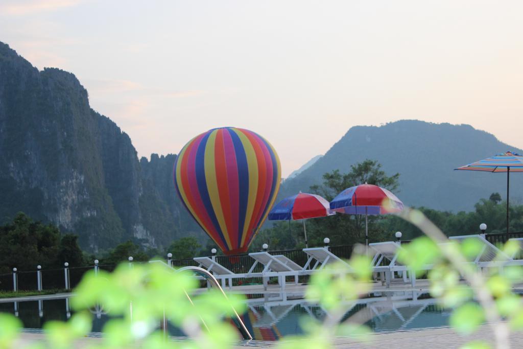 Lisha The Grand Riverside Hotel Vang Vieng Exterior foto